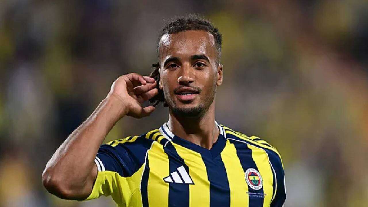Ali Koç 8 milyon euroya Fenerbahçe'ye imza attırmıştı: Aziz Yıldırım 30 milyon euroya satıyor! 8